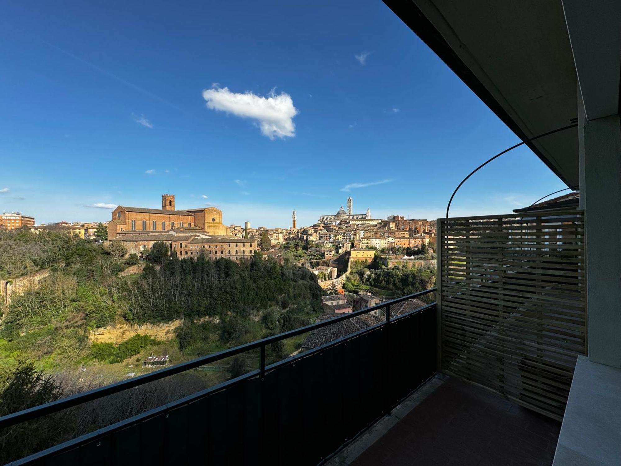 Skyline Siena Exterior foto