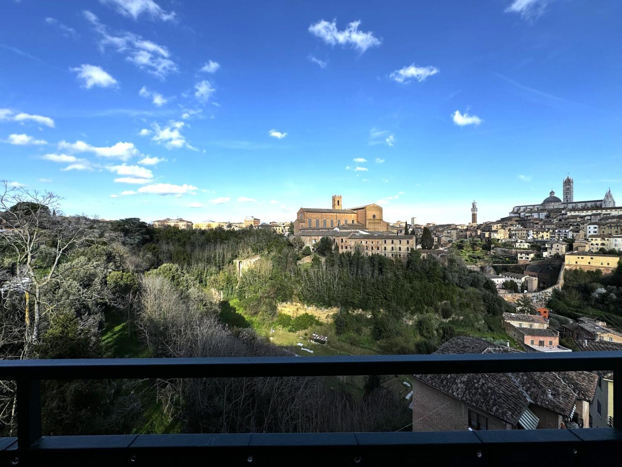 Skyline Siena Exterior foto